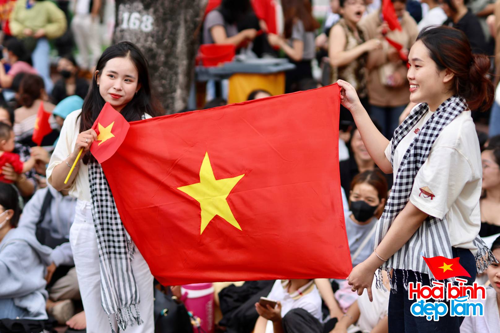 Toàn cảnh buổi tổng hợp luyện lần 2 tại trung tâm TP.HCM: Những khoảnh khắc ấn tượng nhất!- Ảnh 32.