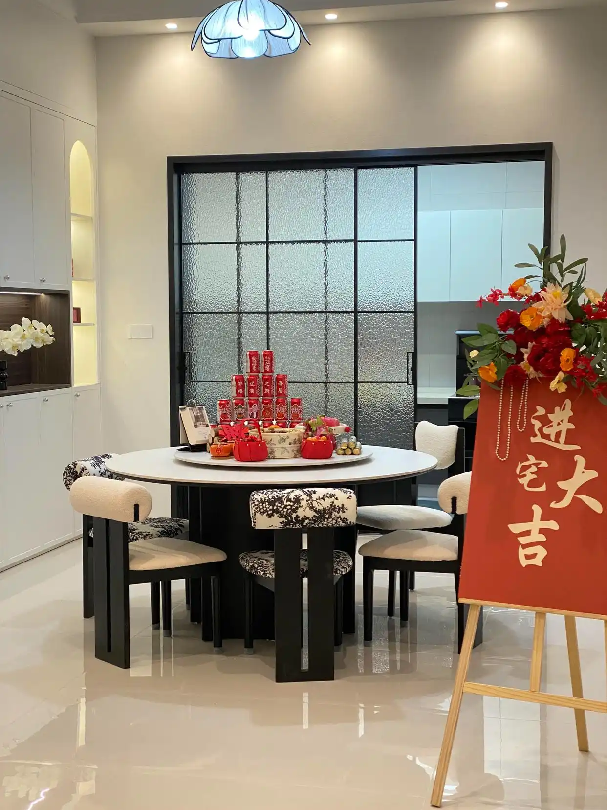 Con gái chi 5 tỷ đồng xây "bạch dinh" phong cách châu Âu cho bố mẹ dưỡng già, đầu tư thêm 2,4 tỷ đồng làm nội thất tiện nghi, ai cũng ghen tỵ- Ảnh 7.