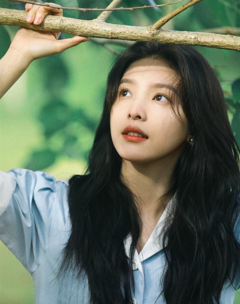 1 loại nước chống nắng, trắng da d&agrave;n sao Cbiz m&ecirc; mẩn c&ograve;n k&iacute;ch th&iacute;ch mọc t&oacute;c con, chợ Việt quanh năm đều c&oacute;- Ảnh 2.