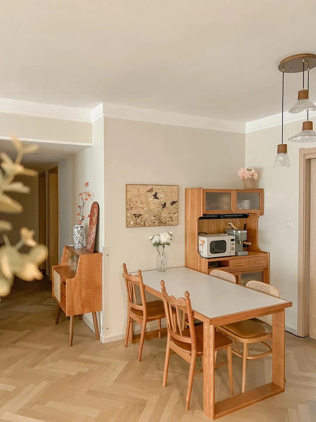 Căn hộ 98m² của cô gái trẻ: Không thuê thiết kế, vẫn tạo được tổ ấm nguyên mộc khiến ai cũng muốn bước vào- Ảnh 5.