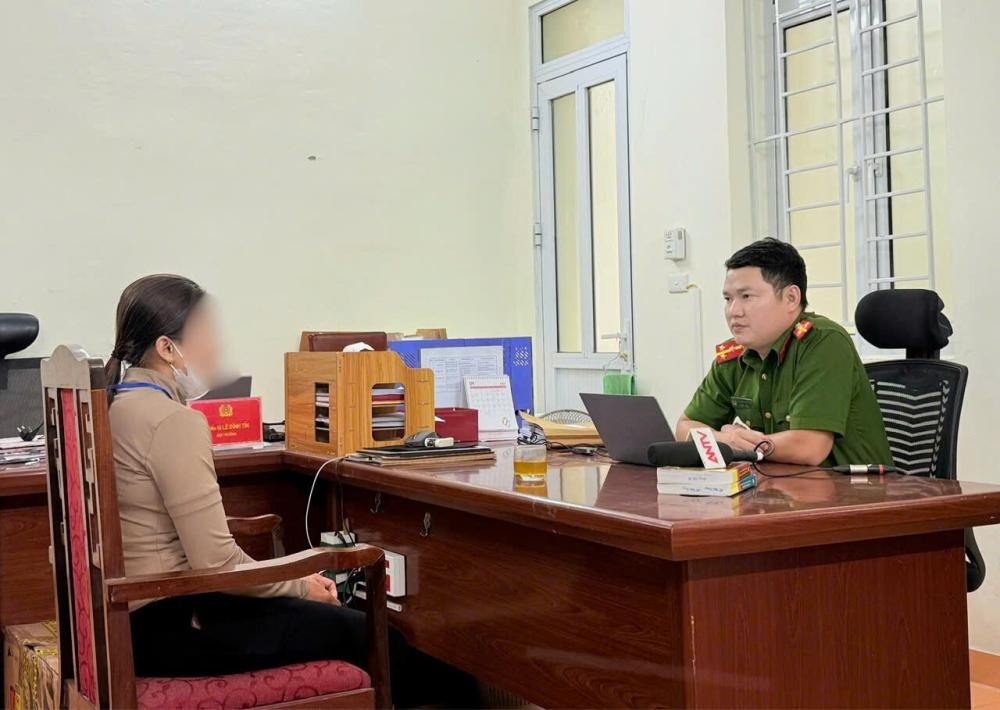 Chuyển khoản nhầm cho shipper 16K, người phụ nữ thao t&aacute;c lấy lại tiền th&igrave; mất sạch 400 triệu đồng: Thủ đoạn lừa đảo tinh vi li&ecirc;n quan đến ship h&agrave;ng- Ảnh 1.