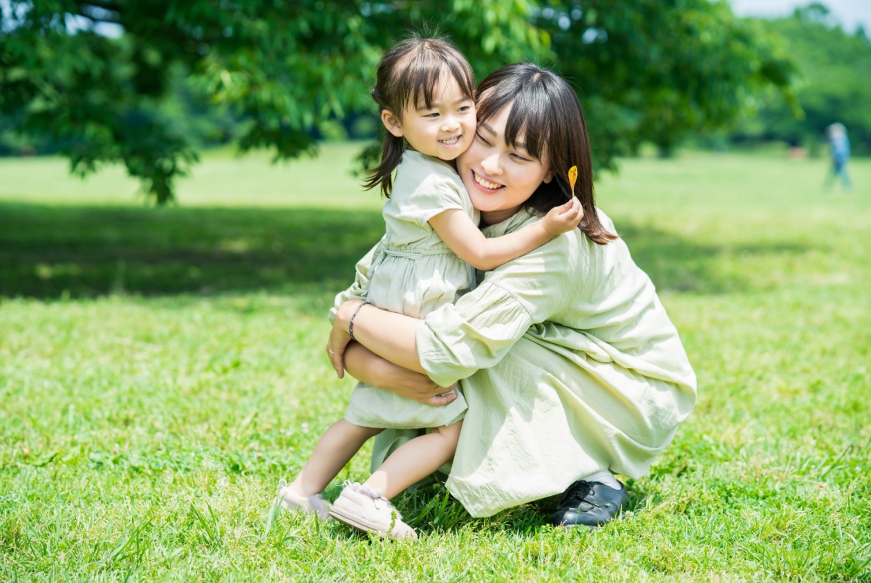 Điều khiến một đứa trẻ trưởng thành hạnh phúc không phải là thành tích, mà là...- Ảnh 1.
