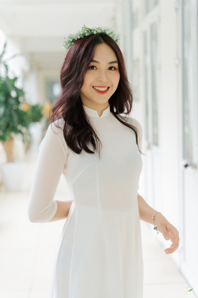 Điểm mặt nhanh 4 "học bá" Việt đỗ Thanh Hoa: Mỗi người một vibe, điểm chung là quá xinh và đỉnh!- Ảnh 3.