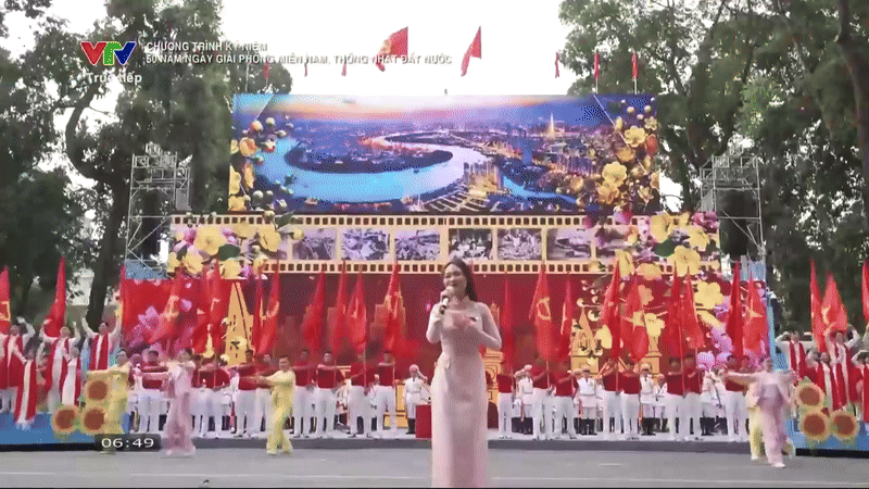 Màn trình diễn của 2 nghệ sĩ trẻ tại đại lễ 30/4 khiến netizen “sĩ đến hết đời”: Hát hay, rap tốt, quá tự hào!- Ảnh 1.