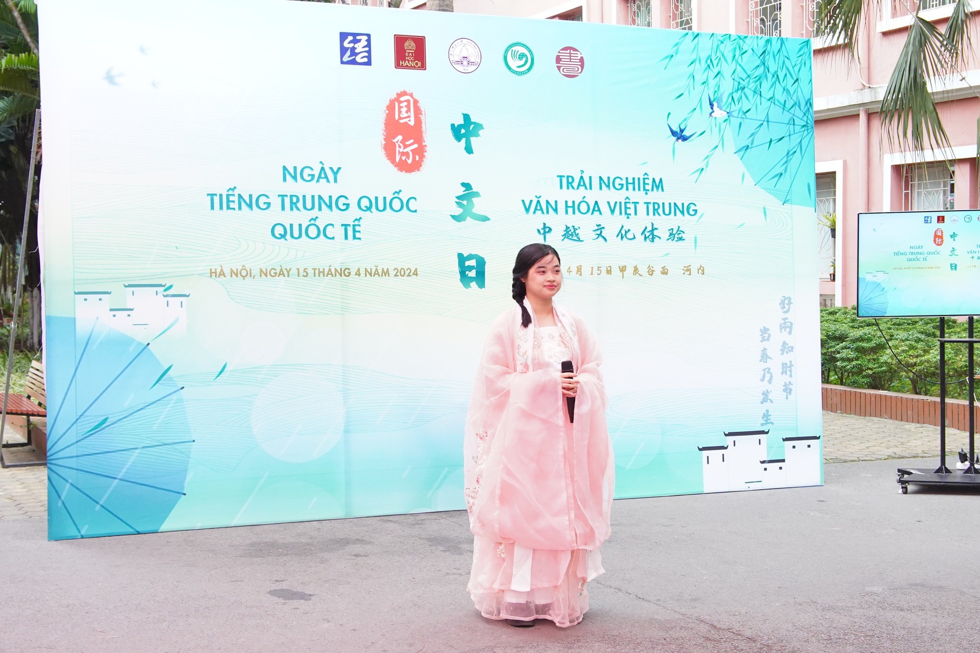 Tiếng Trung đang HOT hơn bao giờ hết: Vì sao nhiều người trẻ đổ xô đi học ngôn ngữ này đến thế?- Ảnh 6.
