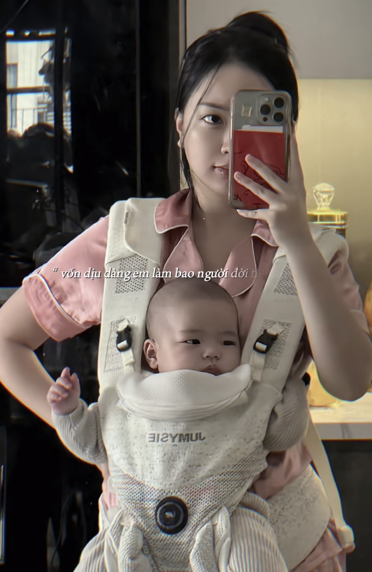 Nàng WAG vượt cả Doãn Hải My, Chu Thanh Huyền, được dân mạng khen xinh nhất, lộ diện sau sinh không thể nhận ra- Ảnh 5.