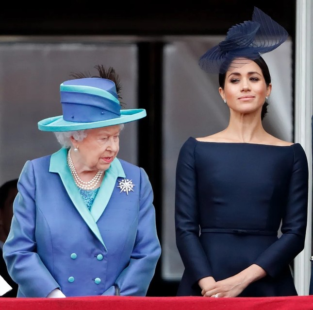Meghan Markle vi phạm thỏa thuận hoàng gia- Ảnh 2. Meghan Markle vi phạm thỏa thuận hoàng gia- Ảnh 2.
