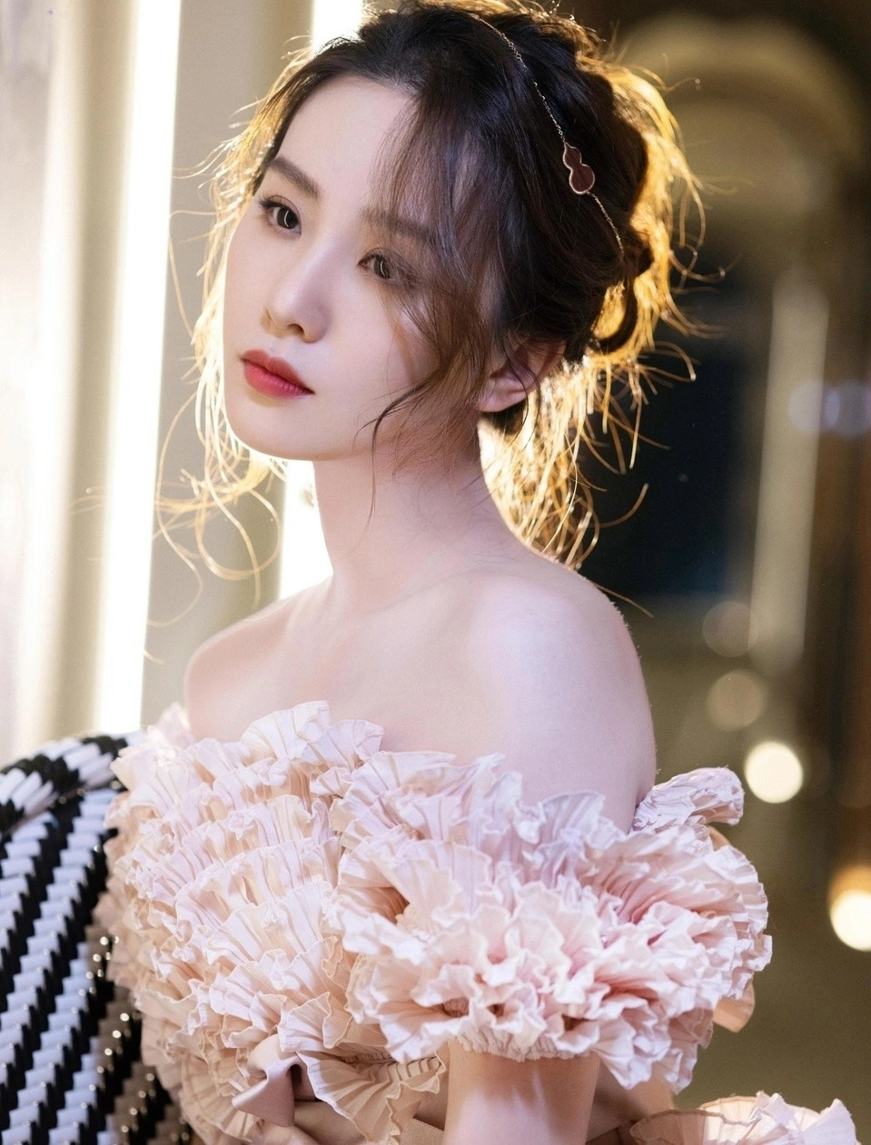 Phụ nữ bị thiếu hụt estrogen nên ăn nhiều 4 món được ví là rau chống lão hóa tự nhiên nên càng ăn càng trẻ- Ảnh 1.