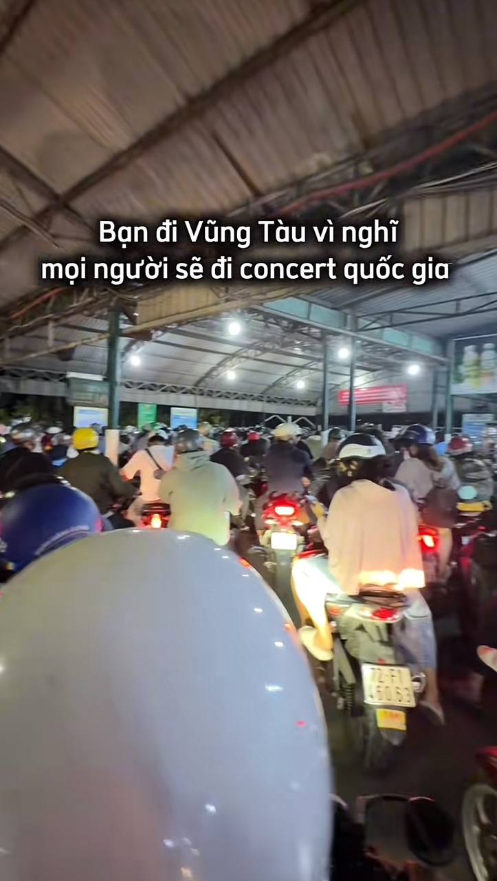 30/4: Bảo tàng Lịch sử Quân sự tạm ngưng đón khách vì quá tải, Đà Lạt lại mang đến khung cảnh khác lạ hiếm thấy- Ảnh 30.