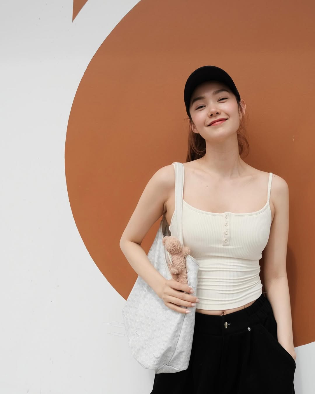 Vòng eo con kiến 