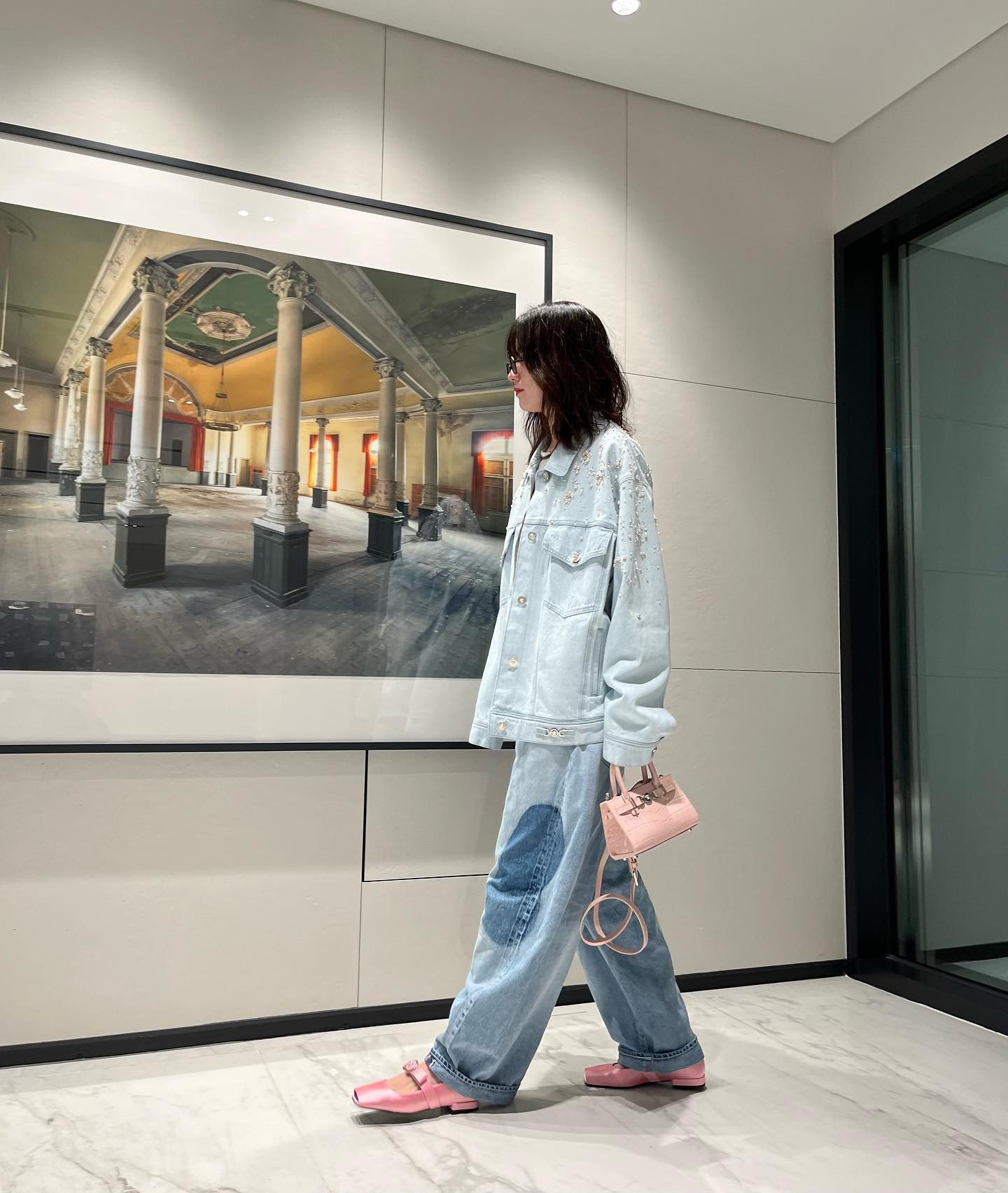 Mỹ nhân có nụ cười đẹp nhất Hàn Quốc: Gần 40 tuổi vẫn chưa ai có thể soán ngôi, style cực "chất"- Ảnh 22.