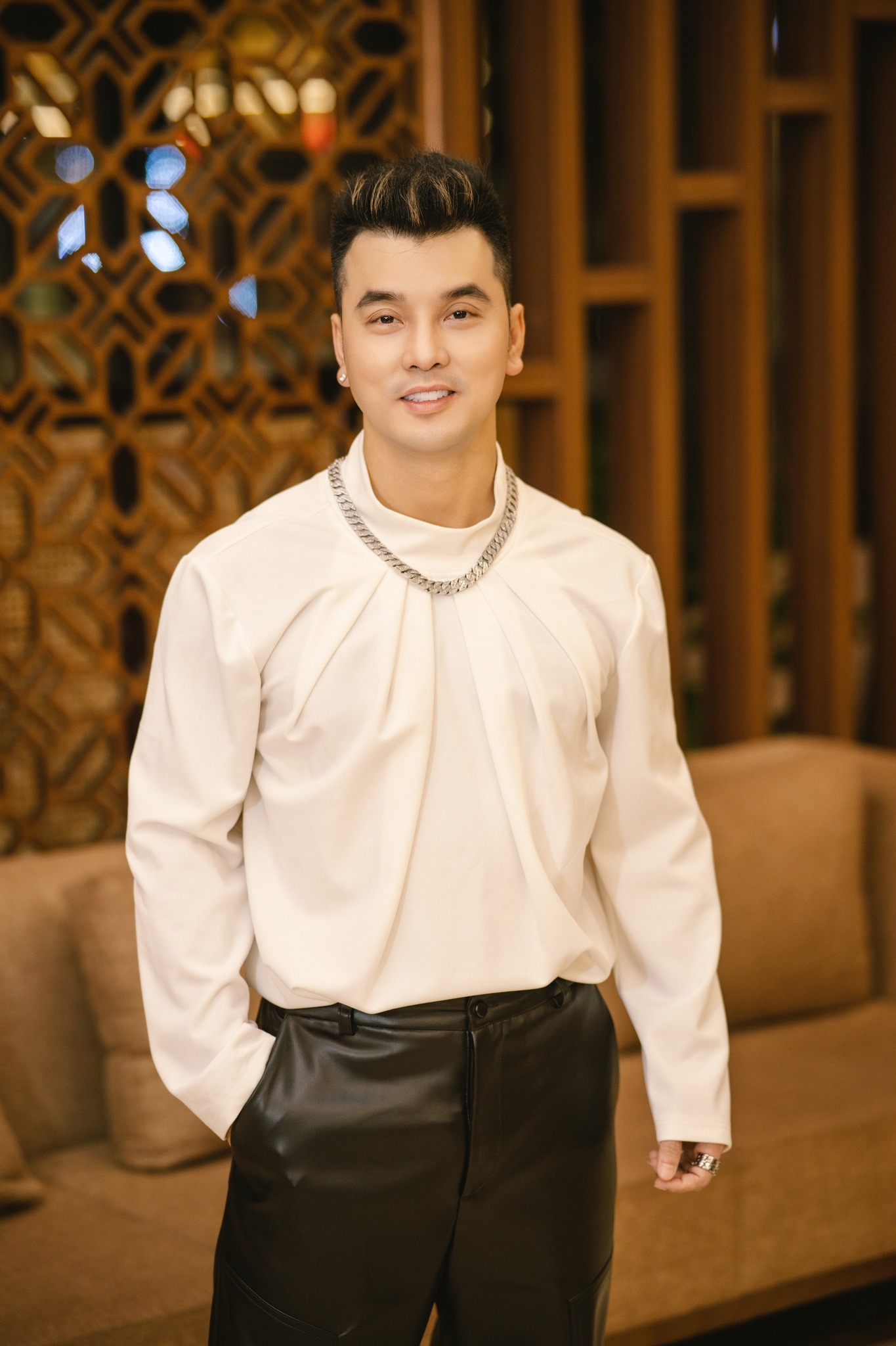 Nam ca sĩ rao b&aacute;n nh&agrave; mặt tiền 12 tỷ đồng ở TP.HCM- Ảnh 5.