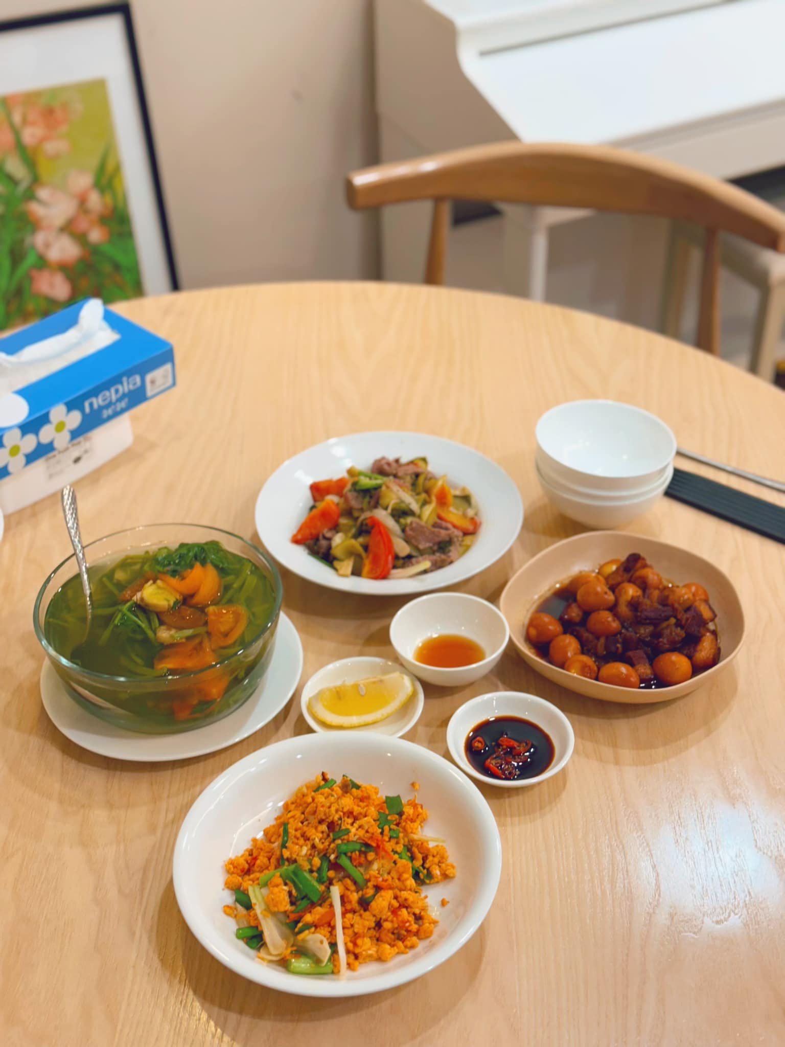 Soi thực đơn cơm bà bầu của Mai Ngọc: Toàn món đơn giản, dễ làm, không cần sơn hào hải vị mà vẫn ngon!- Ảnh 14.