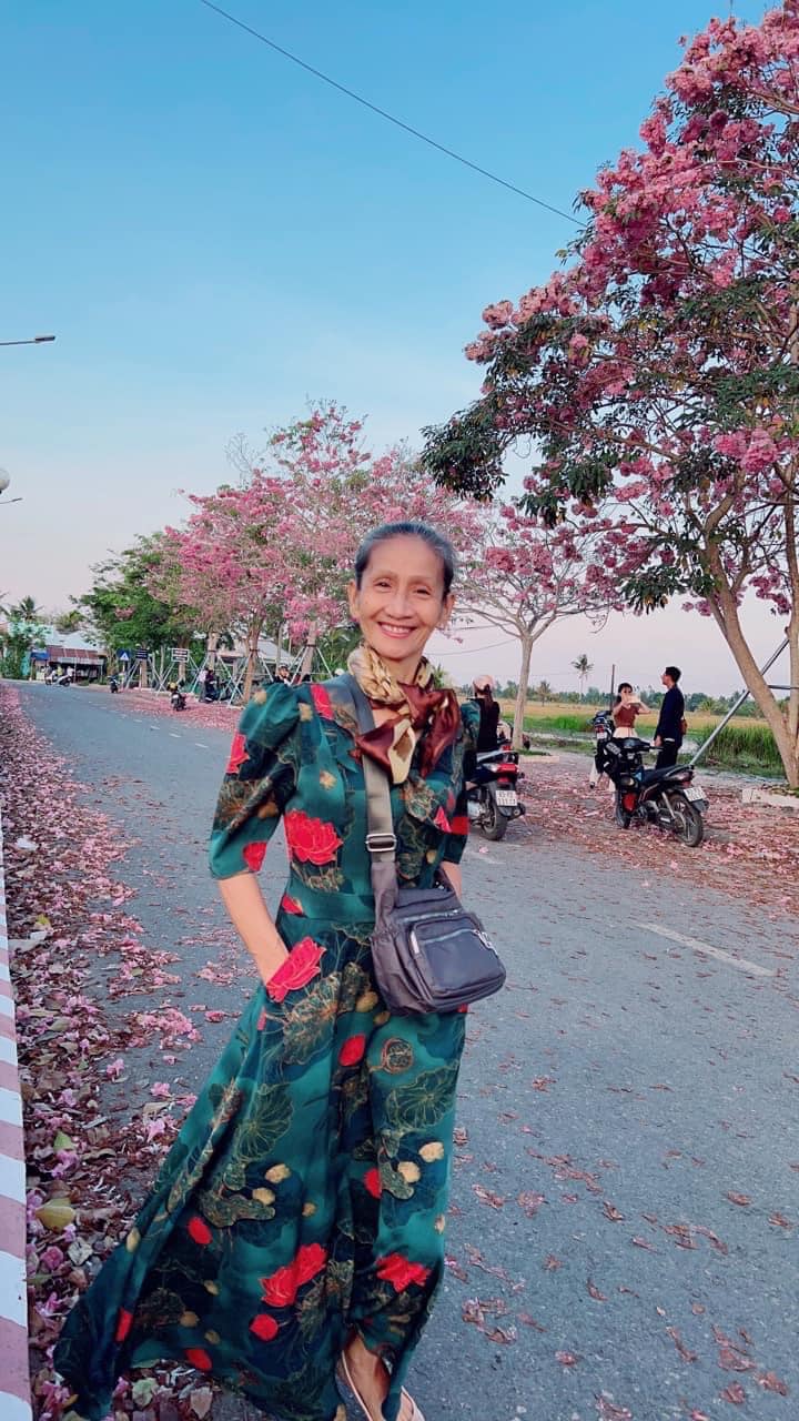 B&agrave; nội U70 khiến 