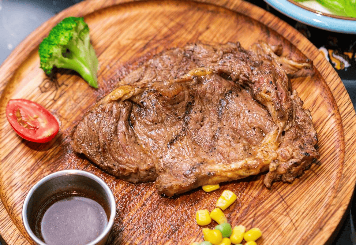 Chị em nội trợ lưu &yacute;: Đ&acirc;y l&agrave; b&iacute; k&iacute;p mua thịt b&iacute;t tết ngon, chuẩn vị nh&agrave; h&agrave;ng- Ảnh 4.