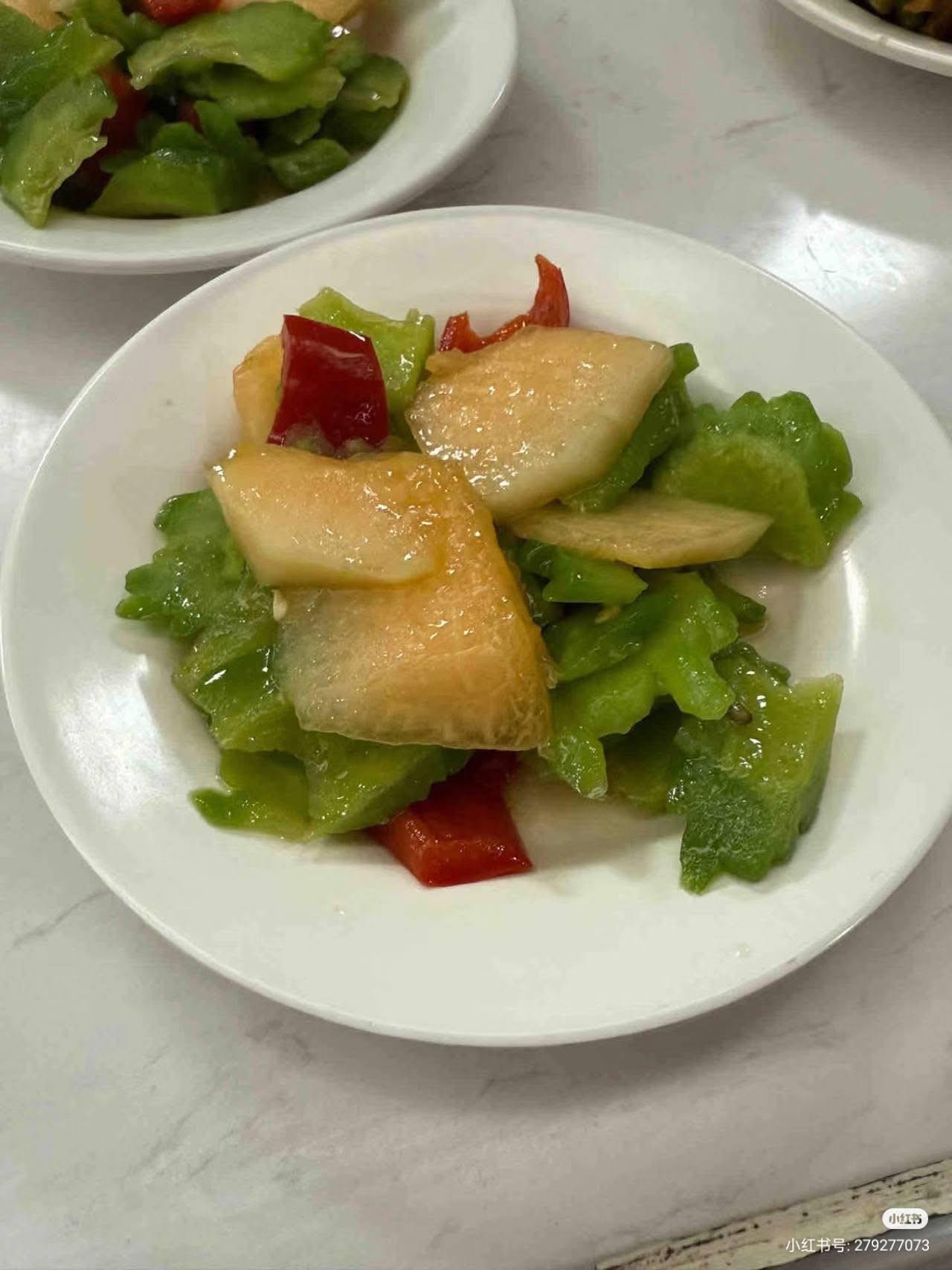 Một trường ĐH gây 