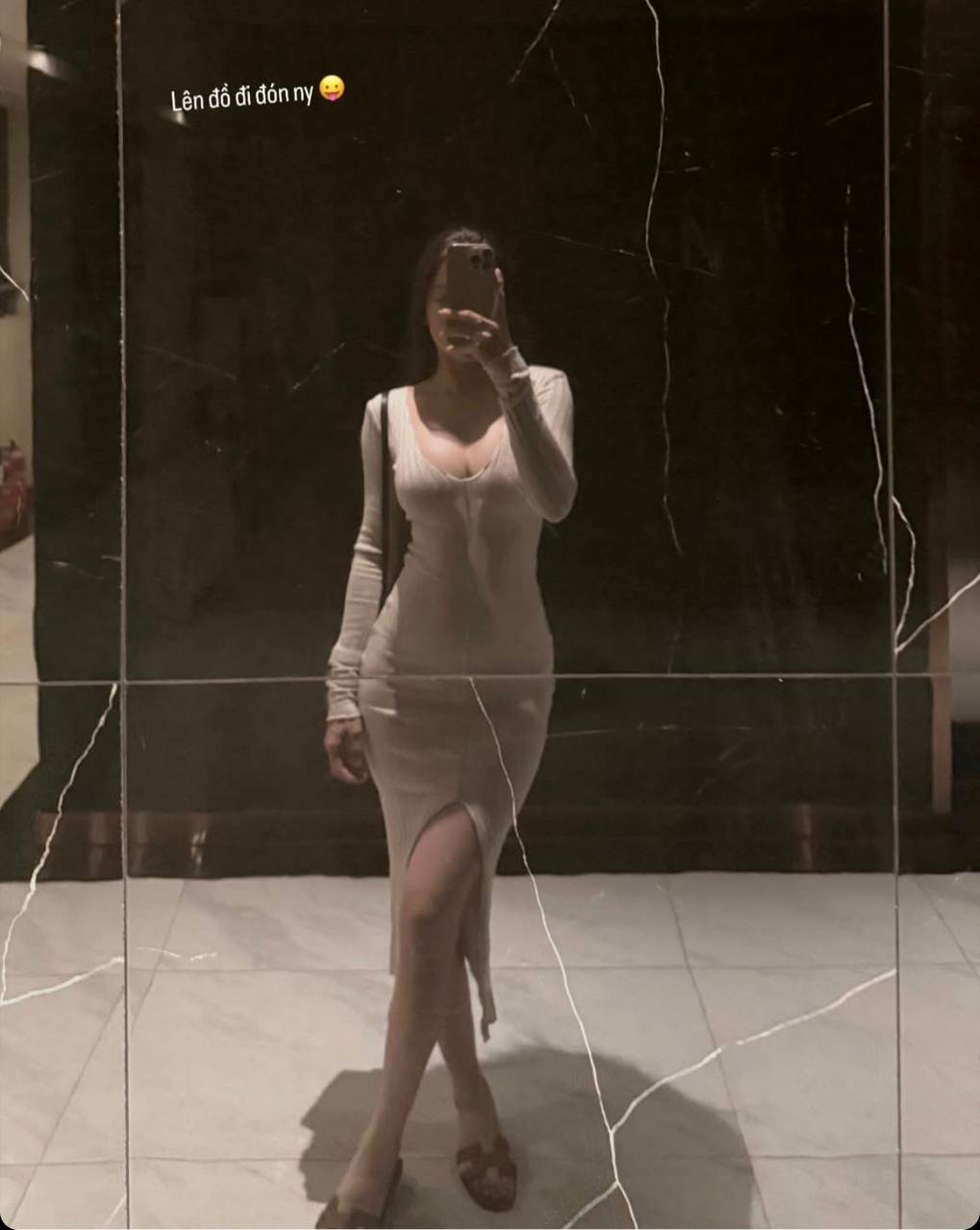 Yến Xu&acirc;n giữ vững phong độ n&agrave;ng WAG n&oacute;ng bỏng nhất l&agrave;ng b&oacute;ng đ&aacute;, diện đồ sexy hết nấc hậu sinh con cho Văn L&acirc;m- Ảnh 2.