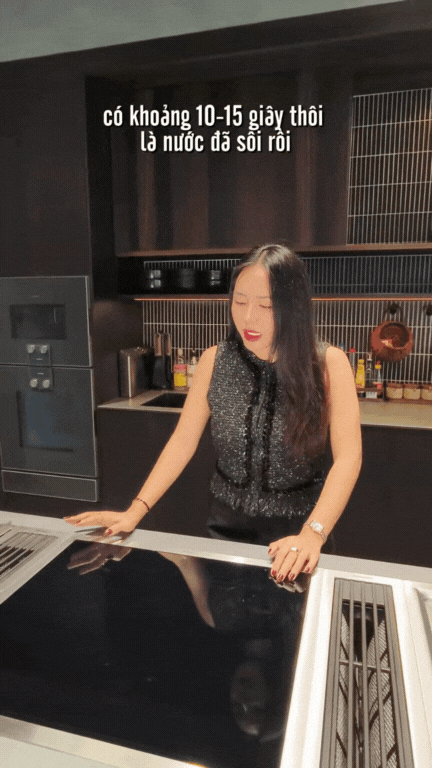 Căn bếp 4 tỷ khiến cư dân mạng 