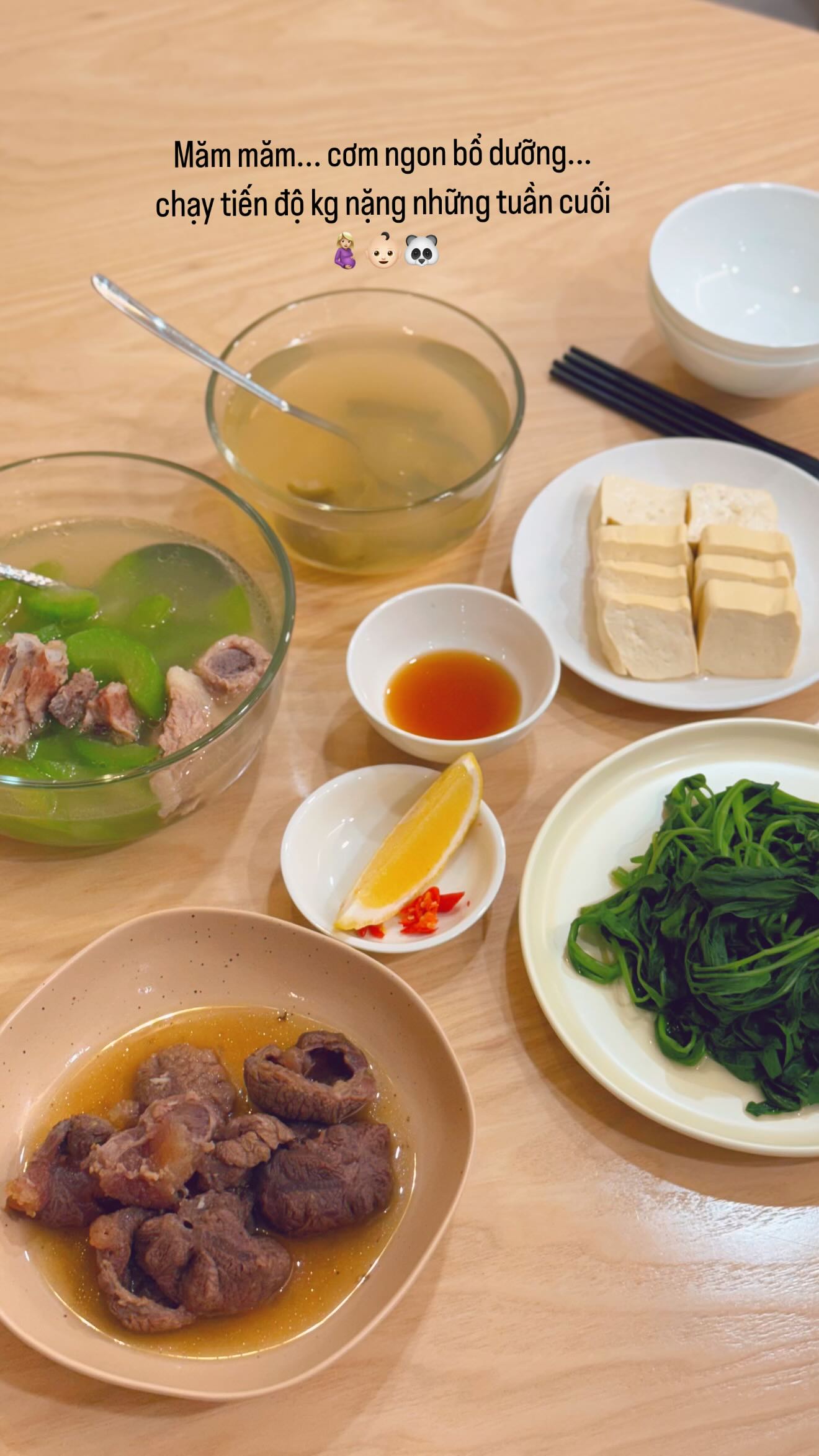 Soi thực đơn cơm bà bầu của Mai Ngọc: Toàn món đơn giản, dễ làm, không cần sơn hào hải vị mà vẫn ngon!- Ảnh 5.