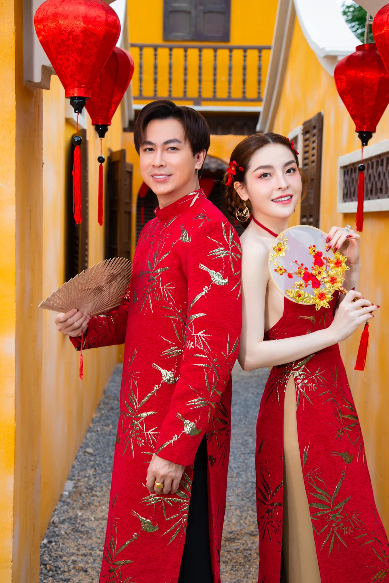 Vbiz có 1 cặp đôi mới: Hint hôn má, sống chung nhà đủ cả, chính chủ vẫn chối đây đẩy chuyện yêu?- Ảnh 6.