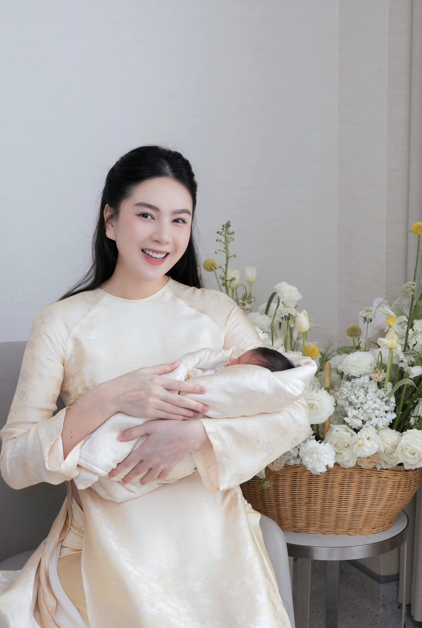 MC Mai Ngọc vướng tranh cãi sau sinh- Ảnh 3.