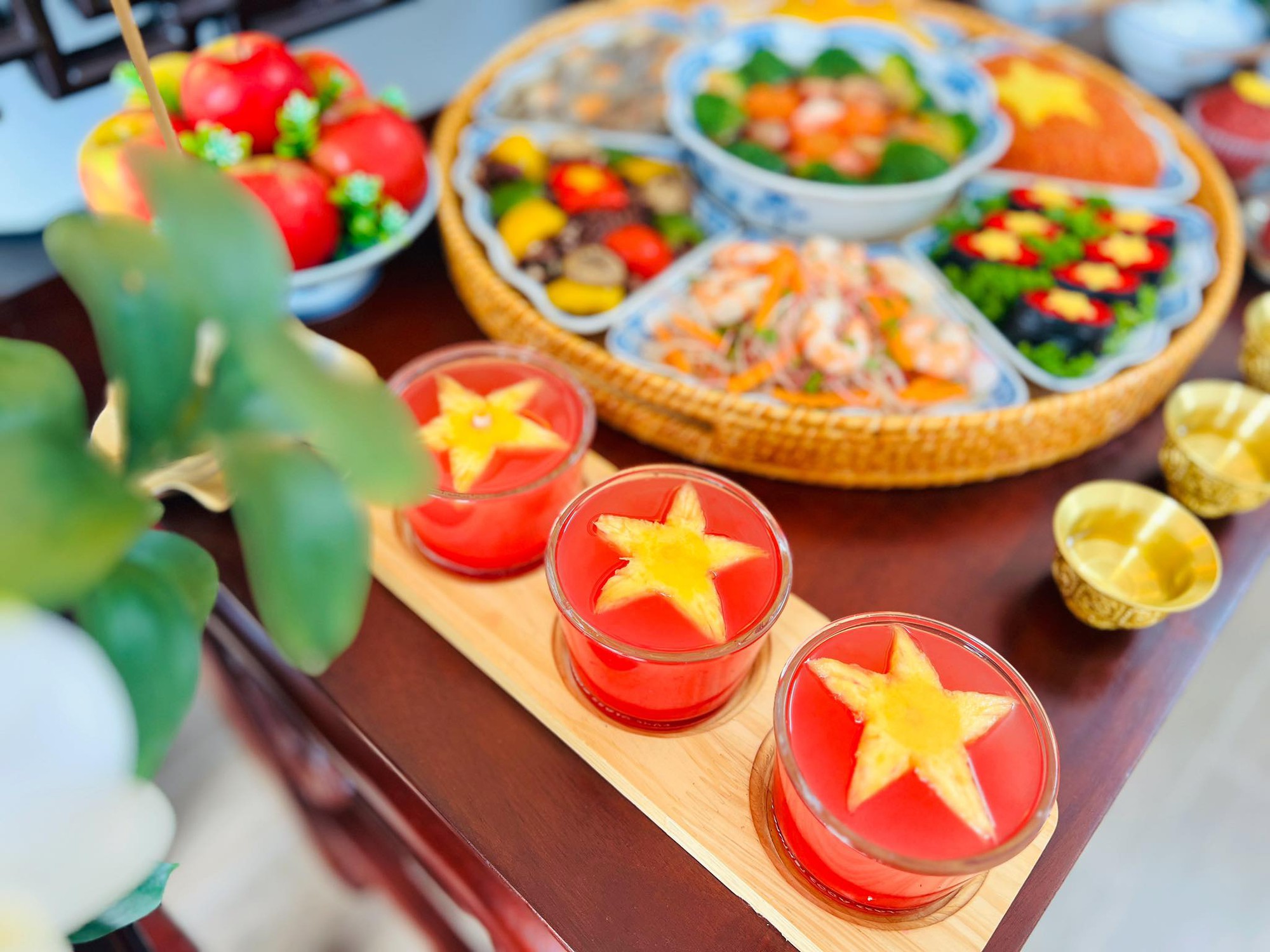 Chiêm ngưỡng mâm cơm 