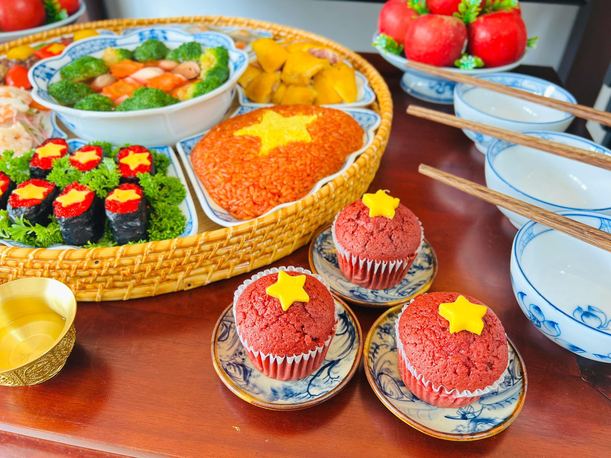 Chiêm ngưỡng mâm cơm 