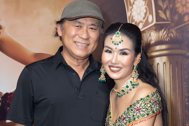 Nam nghệ sĩ là biểu tượng của nhạc Việt, nửa cuộc đời “truyền lửa” cho thế hệ trẻ, cất giọng mở màn tại đại lễ 30/4 khiến ai nấy nổi da gà!- Ảnh 5.
