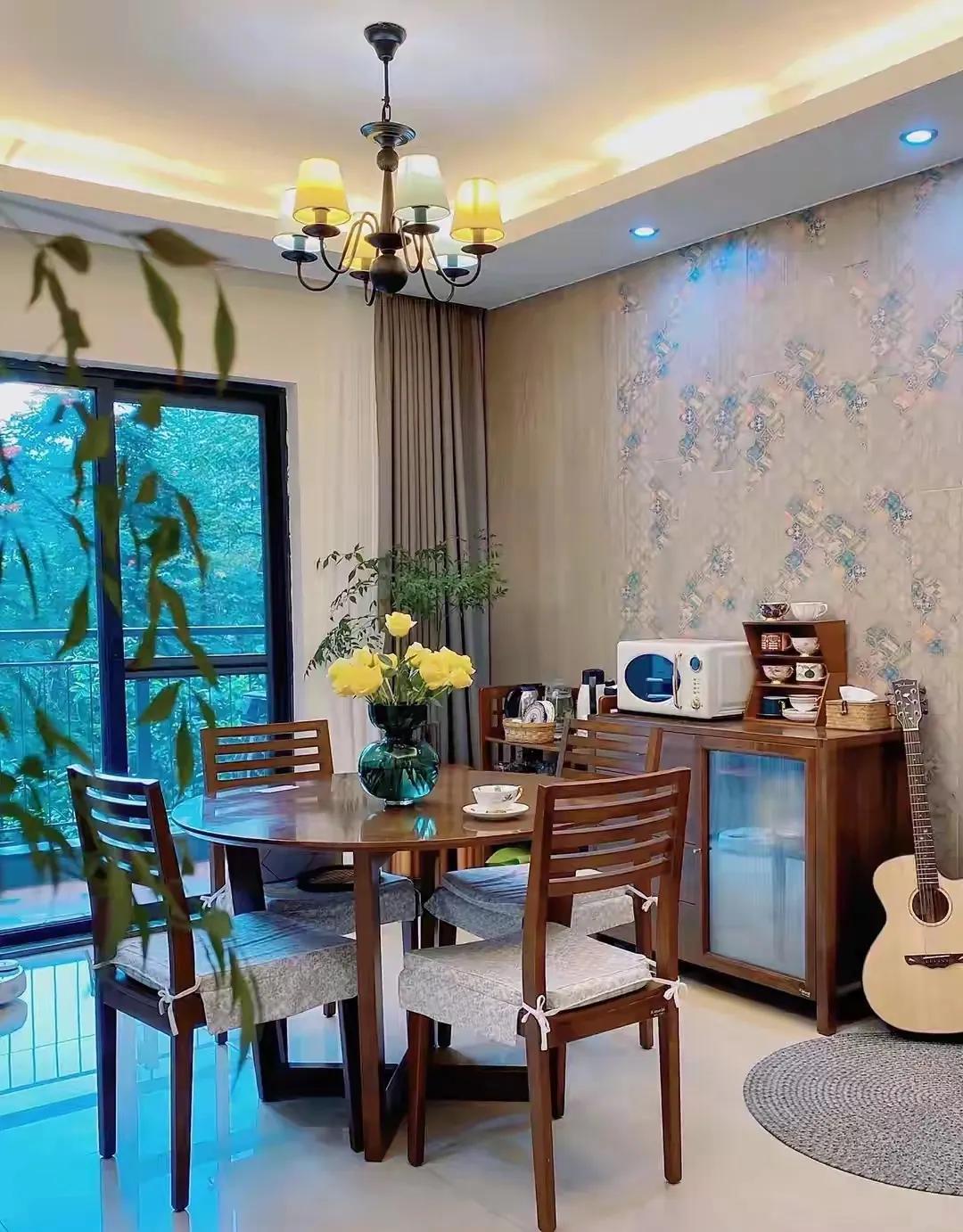 Ngôi nhà 150m² của người phụ nữ về hưu sạch đến mức dân mạng phải thốt lên 