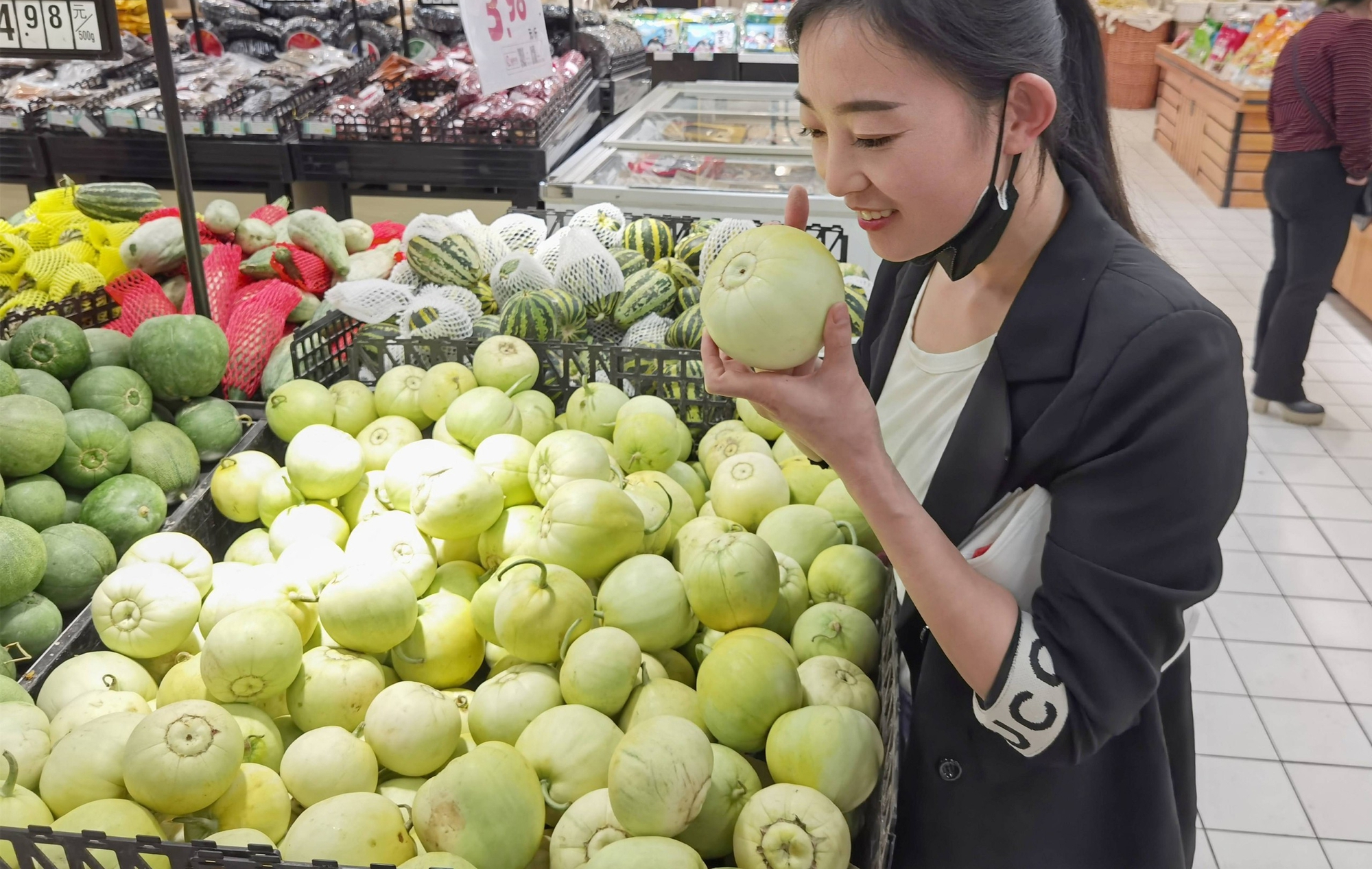 Cách chọn dưa lê ngọt giòn như mật: Bỏ túi 5 bí kíp vàng từ lão nông, chọn phát ăn ngay!- Ảnh 3.