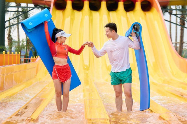 Công viên nước Sun World Ha Nam sôi động ngày mở cửa với hàng ngàn lượt khách- Ảnh 6.