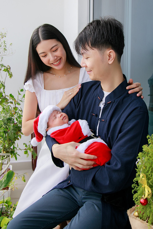 Nhóc tỳ Vbiz gia thế khủng: Họ nội toàn giáo sư và nhà văn hoá lớn, mẹ có học thức đáng gờm- Ảnh 7.