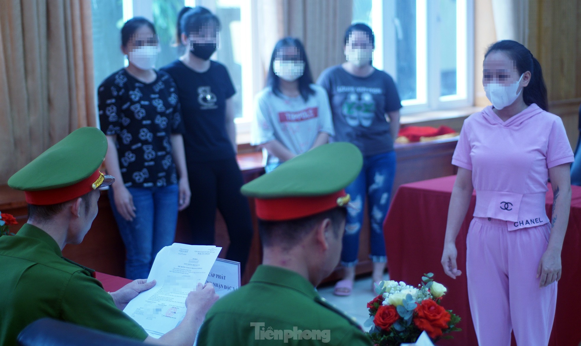 Công an Hà Nội công bố Quyết định đặc xá cho 139 phạm nhân dịp 30/4- Ảnh 11.