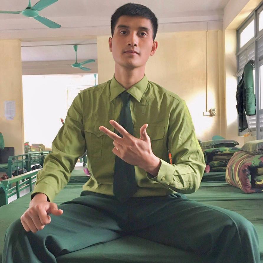 Chàng trai Việt má lúm được bắt tay Tổng thống Nga tạo nên khoảnh khắc "để đời": Cuộc sống hoàn hảo phía sau- Ảnh 3.