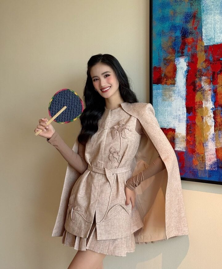 Hoa hậu Ý Nhi giữ phong độ ra sao trong ngày đầu nhập cuộc Miss World?- Ảnh 12. Hoa hậu Ý Nhi giữ phong độ ra sao trong ngày đầu nhập cuộc Miss World?- Ảnh 12.