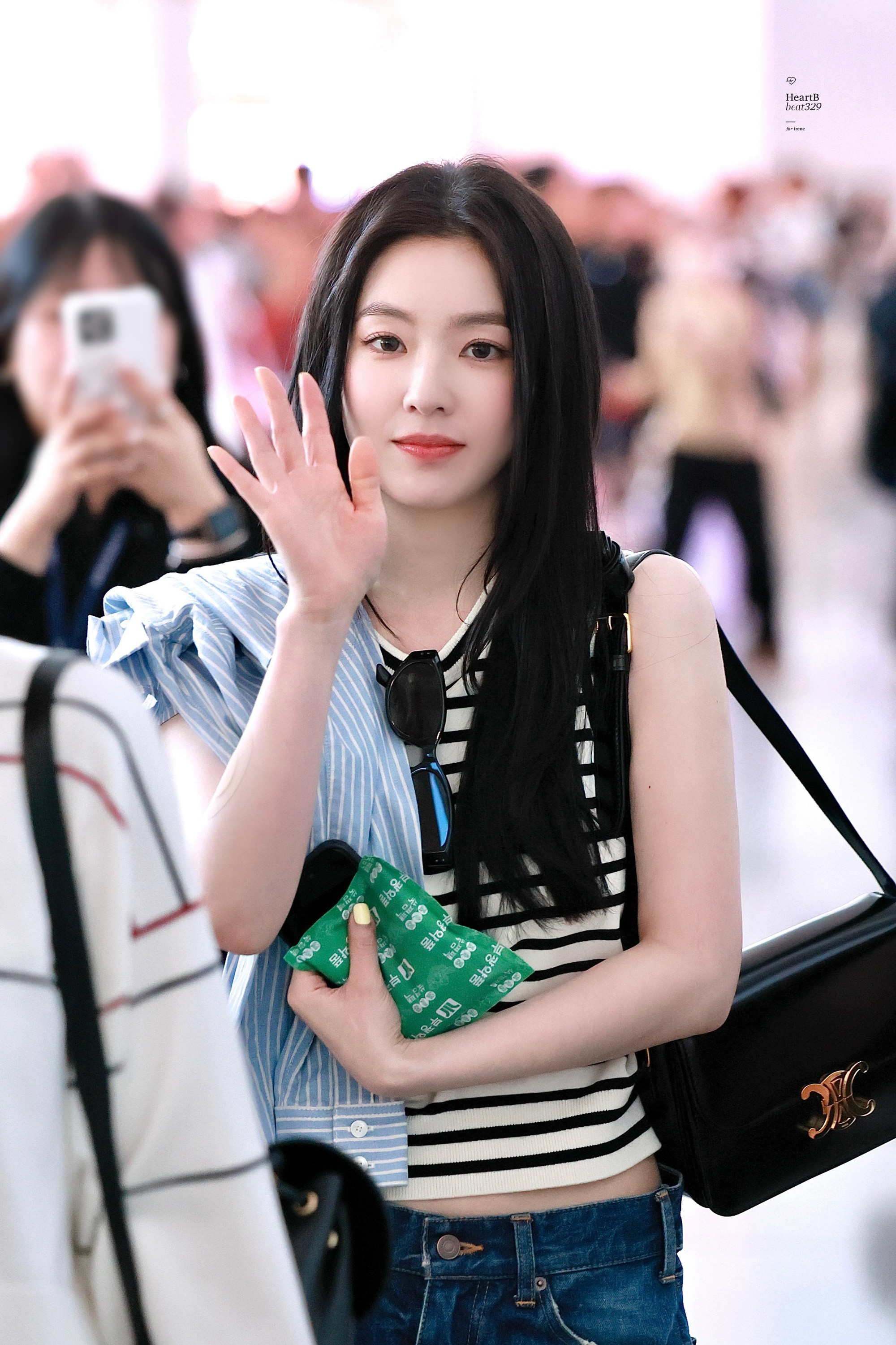 Irene gây lú với ảnh cận mặt nét “ảo như AI”, soi qua cam thường có dìm nổi tường thành nhan sắc?- Ảnh 15.