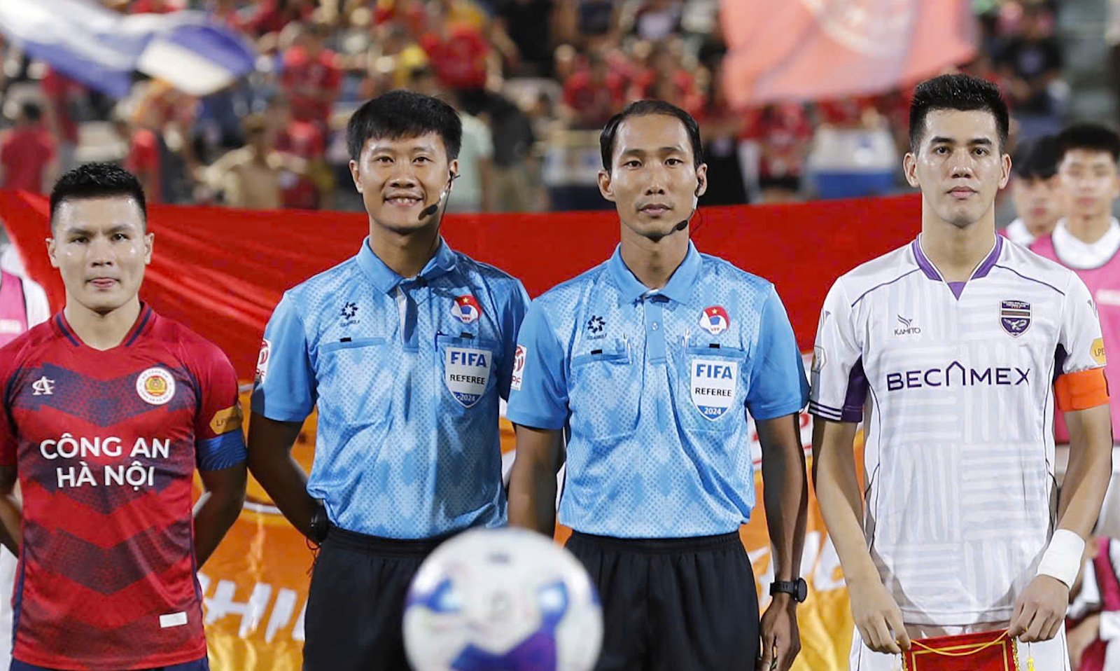 VFF chấn chỉnh công tác trọng tài tại V.League 2024/25- Ảnh 1.