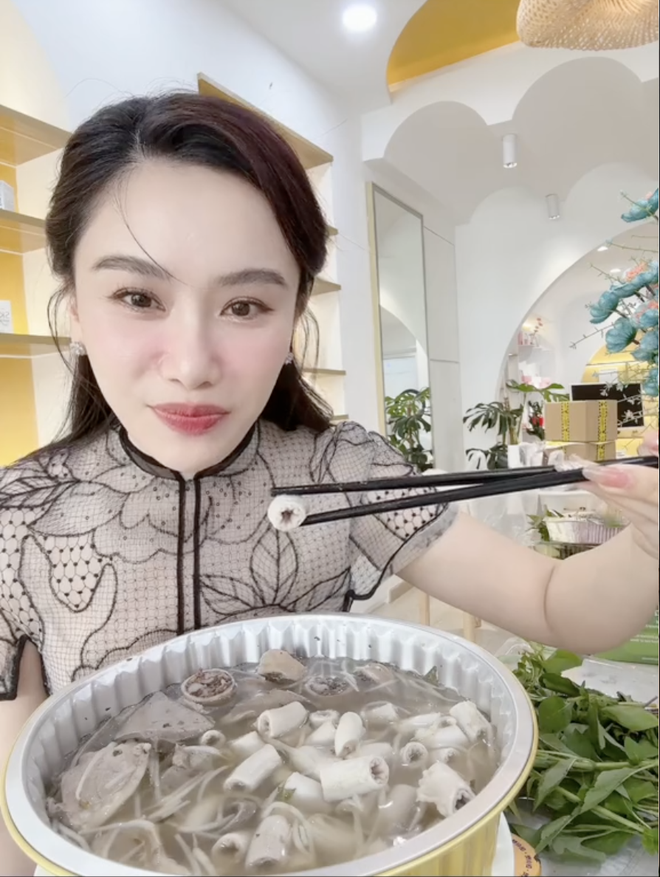 Hàng loạt video ăn lòng se điếu của người nổi tiếng bất ngờ viral trên TikTok, Tina Thảo Thi cũng bị réo tên- Ảnh 9.