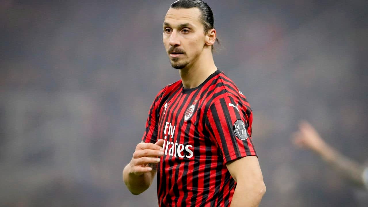 Ngỡ ngàng trước diện mạo của sao bóng đá nếu là nữ: Ronaldo hóa cực phẩm, không thể nhận ra 