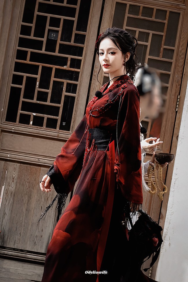 Mỹ nhân cổ điển đẹp nhất Trung Quốc hiện tại: Visual quốc sắc thiên hương, style Đông Tây kết hợp đỉnh tuyệt đối- Ảnh 7. Mỹ nhân cổ điển đẹp nhất Trung Quốc hiện tại: Visual quốc sắc thiên hương, style Đông Tây kết hợp đỉnh tuyệt đối- Ảnh 7.
