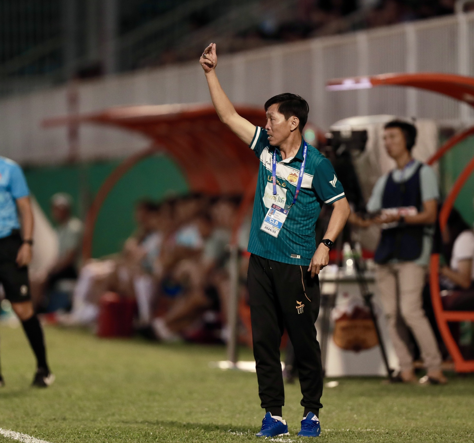 HAGL thắng sốc ở phút 99, gần như đập tan mộng vô địch V.League của HLV châu Âu- Ảnh 3.