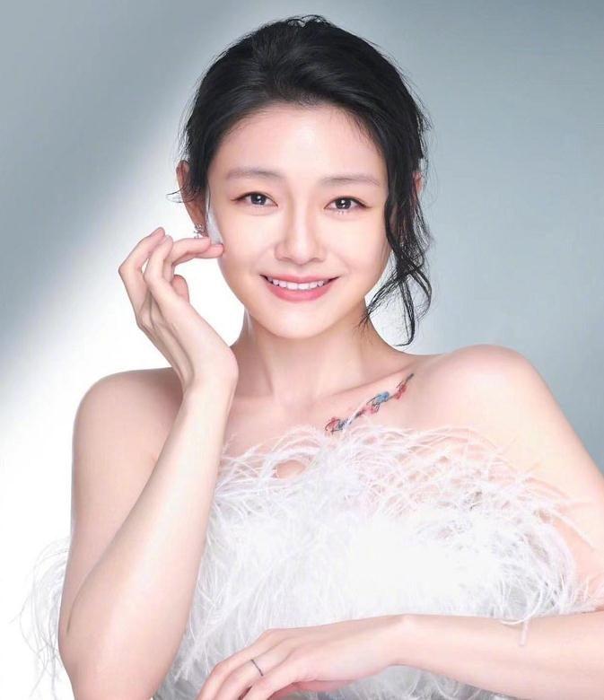 Từ Hy Viên và hotgirl tai tiếng được mẹ chồng đối xử khác biệt một trời một vực- Ảnh 6.