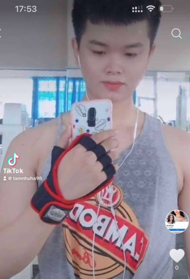 Lộ ảnh trước khi chuyển giới của Hoa hậu Hà Tâm Như, khó tin đây là cùng 1 người!- Ảnh 2.