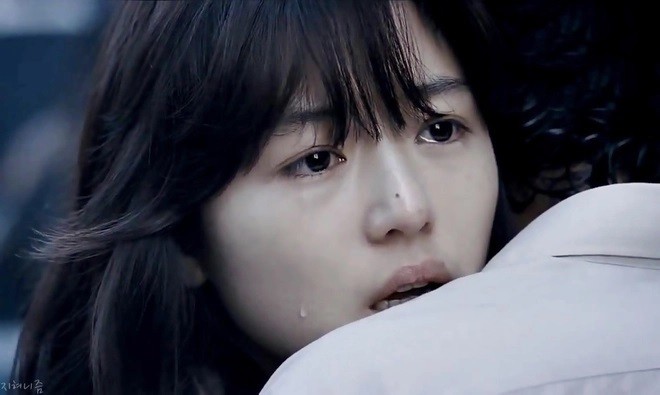 10 nữ thần mặt mộc đẹp nhất Hàn Quốc: Song Hye Kyo xếp thứ 2, hạng 1 nhan sắc thắng đời tuyệt đối- Ảnh 10. 10 nữ thần mặt mộc đẹp nhất Hàn Quốc: Song Hye Kyo xếp thứ 2, hạng 1 nhan sắc thắng đời tuyệt đối- Ảnh 10.