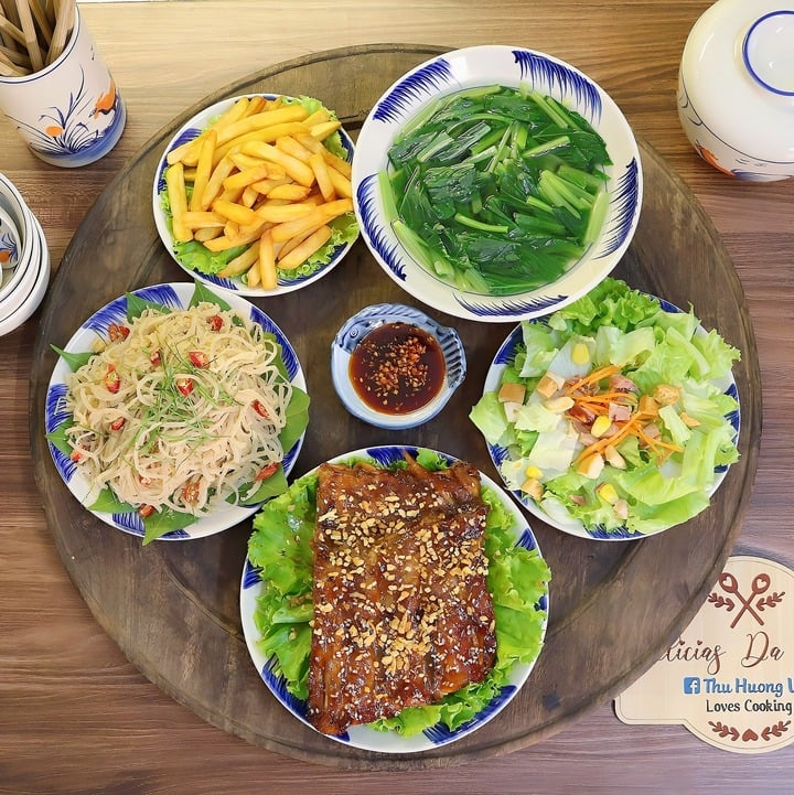 Mẹ đảm Hà Nội gợi ý 40 mâm cơm mùa hè vừa ngon vừa dễ làm- Ảnh 12.