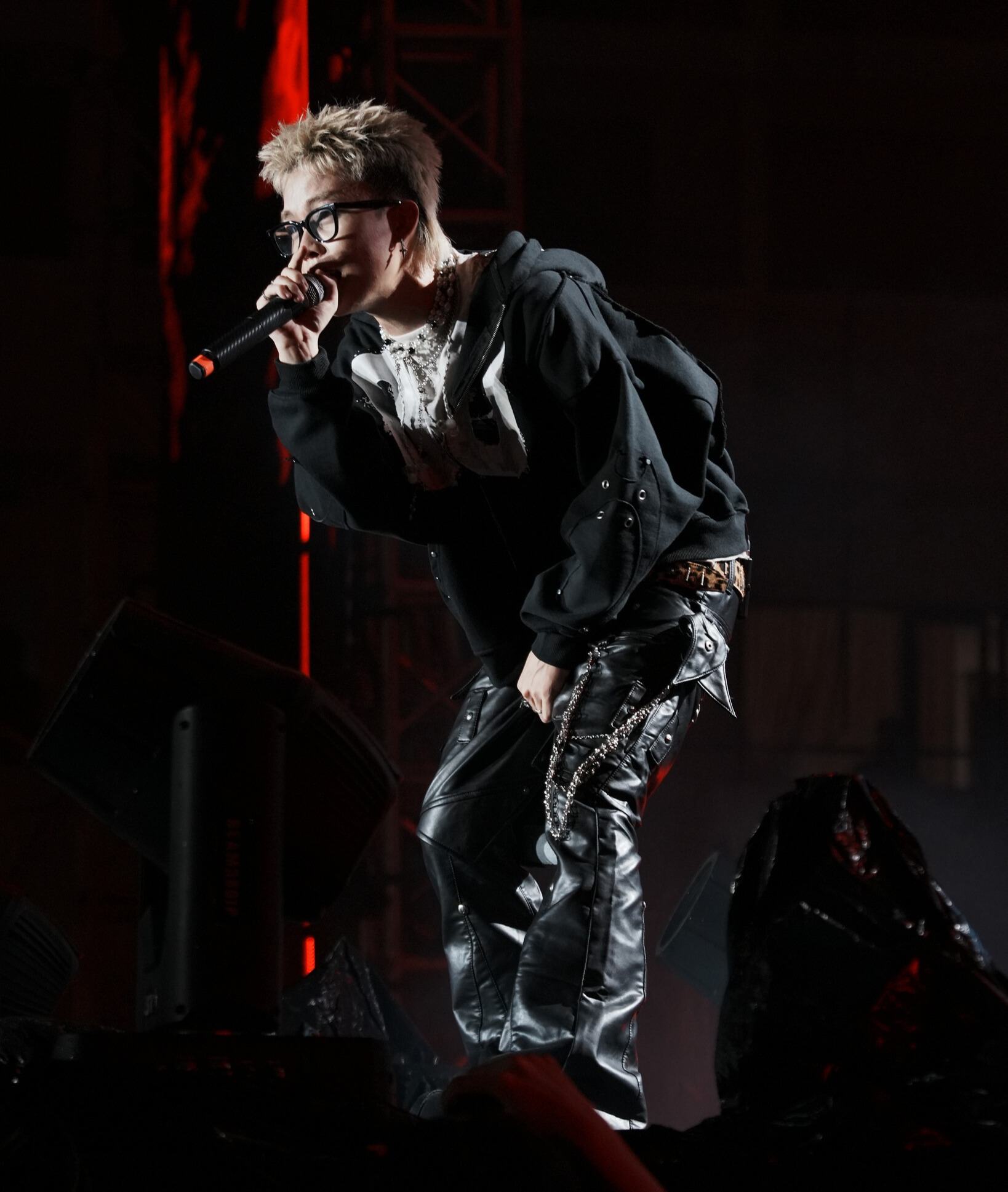 Màn trình diễn kinh hoàng của “thái tử Rap Việt”- Ảnh 1.