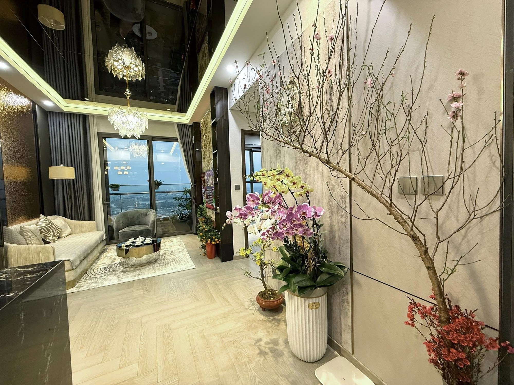 Căn hộ 80m² của gia đình trẻ ở Hà Nội: Nơi từng góc nhỏ được thiết kế để bình yên hiện diện- Ảnh 4.