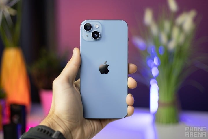 Apple giảm giá, doanh số các dòng iPhone cũ tăng mạnh- Ảnh 3.