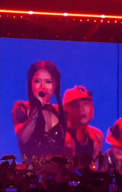 Jennie bỗng bị kéo vào drama tại concert Anh Trai Say Hi, fan BLACKPINK yêu cầu làm rõ 1 điều- Ảnh 5.