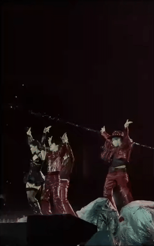 Jennie bỗng bị kéo vào drama tại concert Anh Trai Say Hi, fan BLACKPINK yêu cầu làm rõ 1 điều- Ảnh 1.